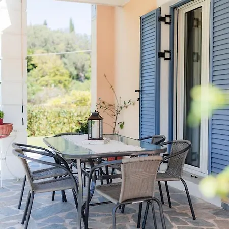 Anna Maria House Апартаменты Перама