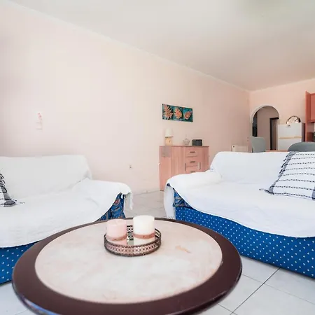 Anna Maria House Апартаменты Перама